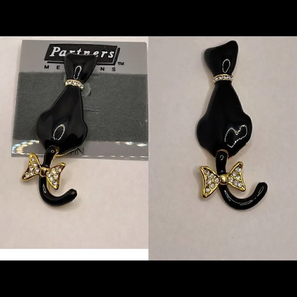 New brooch vintage cat black enamel gold tone